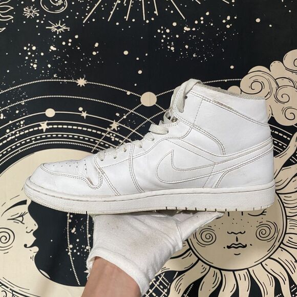 Nike Air Jordan 1 Mid High Top Mens Sneaker Size 13 White Streetwear Basketball main image 6
